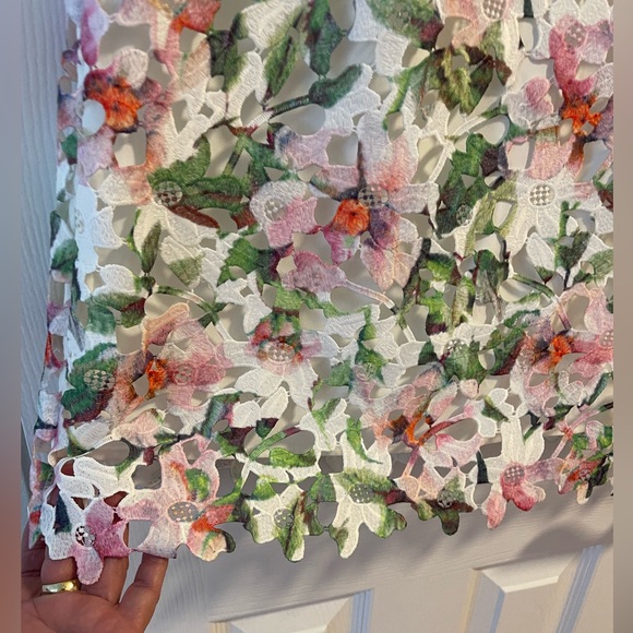Uttam Boutique Floral print lace mini Dress in Small - Picture 13 of 14